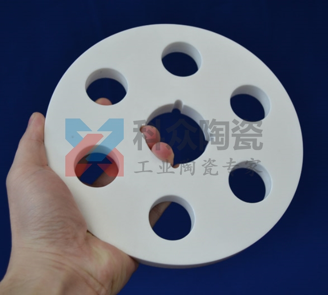 氧化鋯陶瓷研磨后為什么會(huì)有精度誤差?